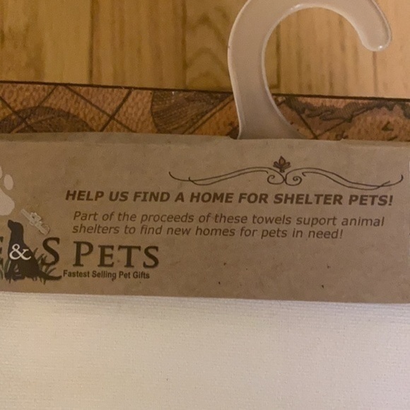 100% cotton pet themed tea towel 18” x 26” - Picture 4 of 4